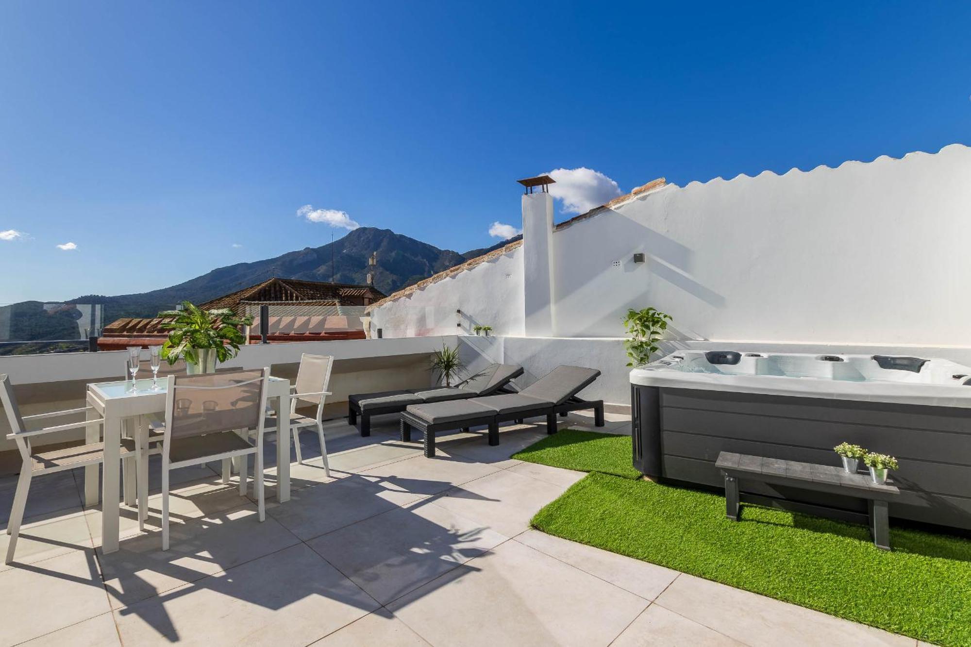 Caminito Rey & Banderas Spa Relax Карратрака Экстерьер фото