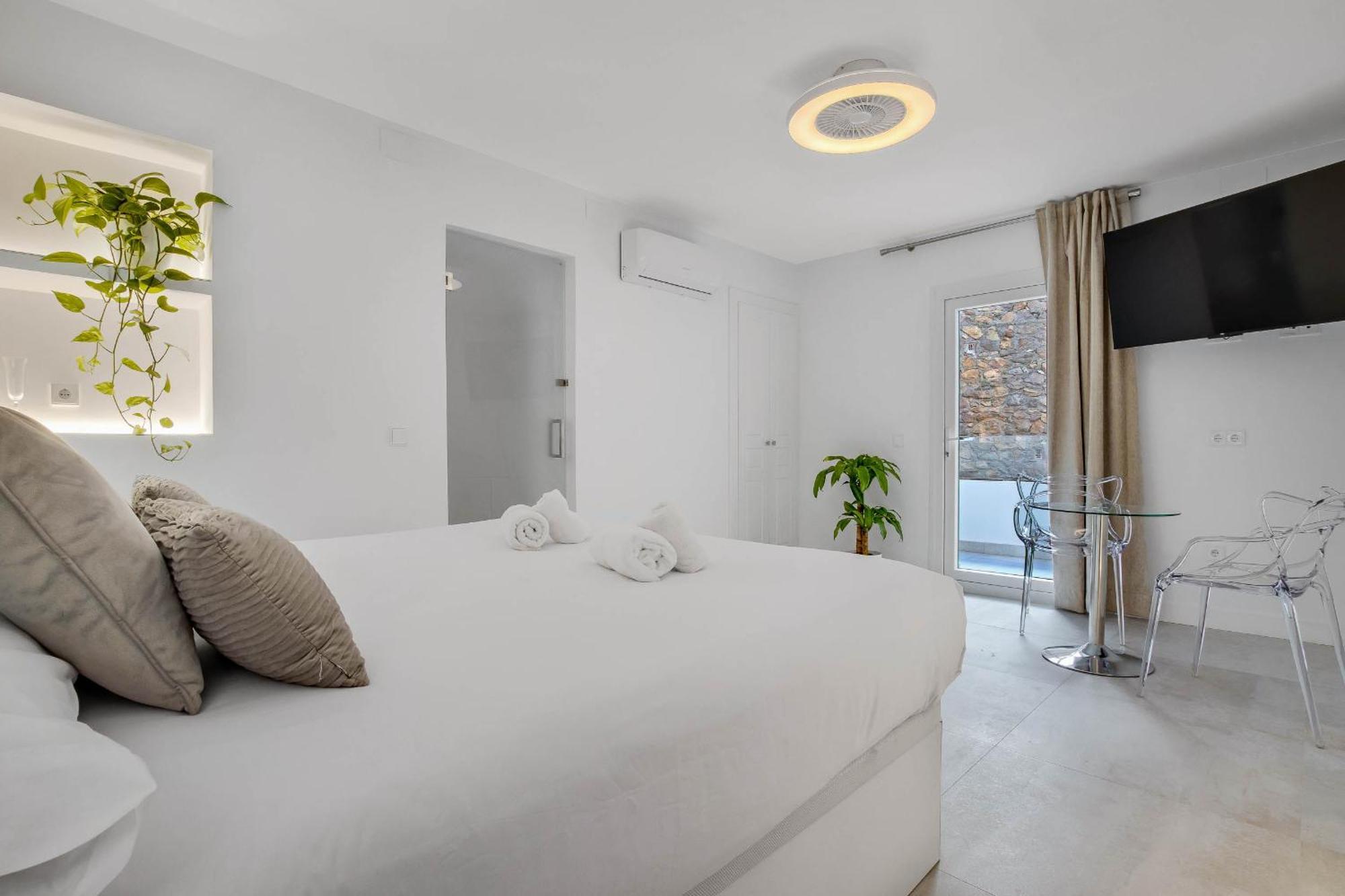 Caminito Rey & Banderas Spa Relax Карратрака Экстерьер фото