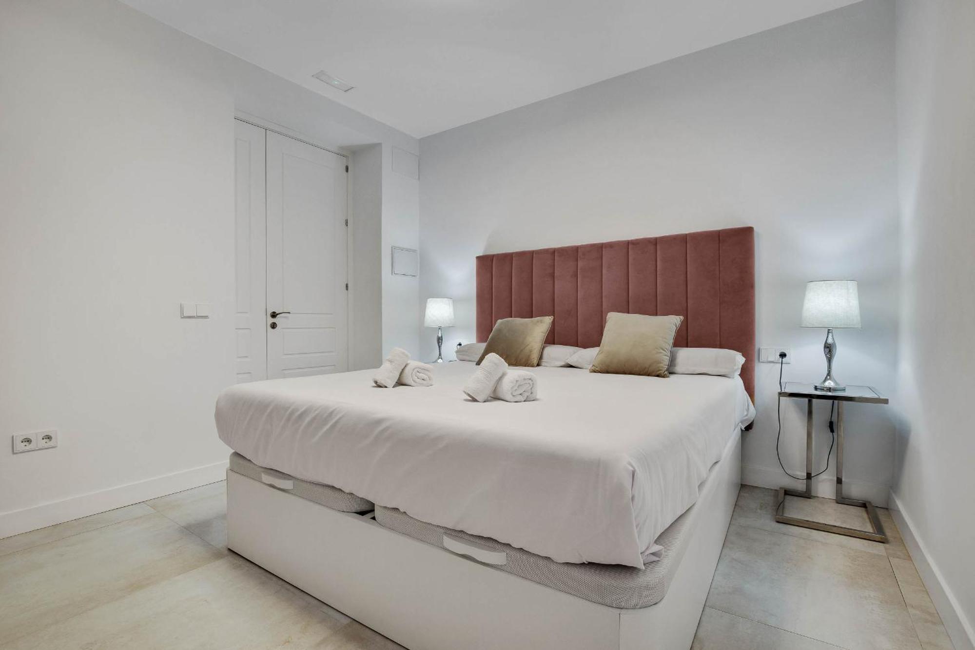 Caminito Rey & Banderas Spa Relax Карратрака Экстерьер фото
