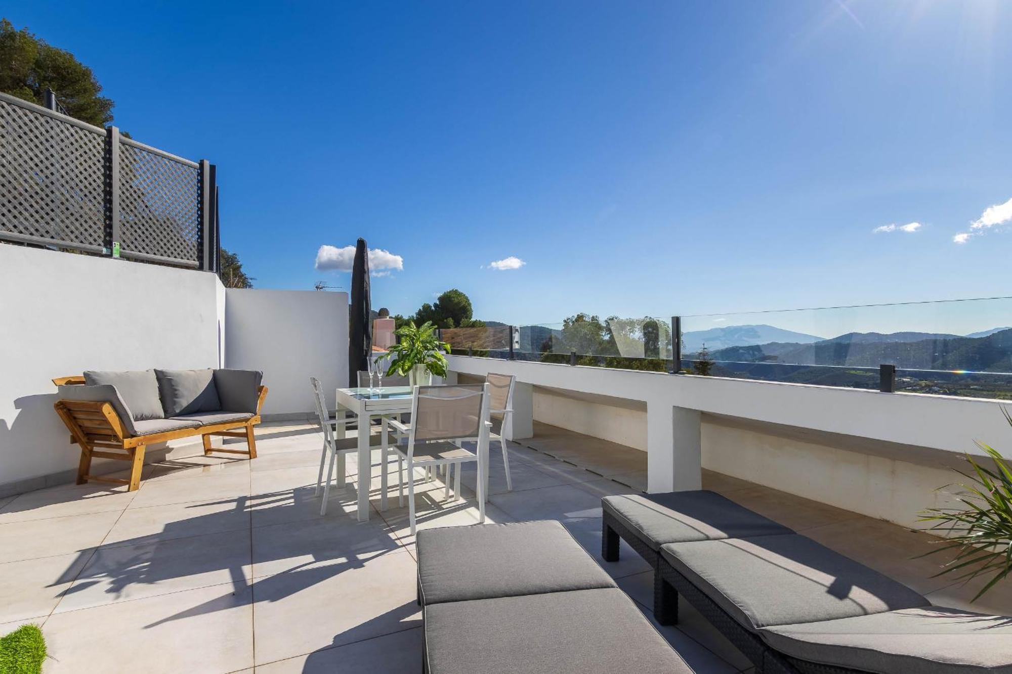 Caminito Rey & Banderas Spa Relax Карратрака Экстерьер фото